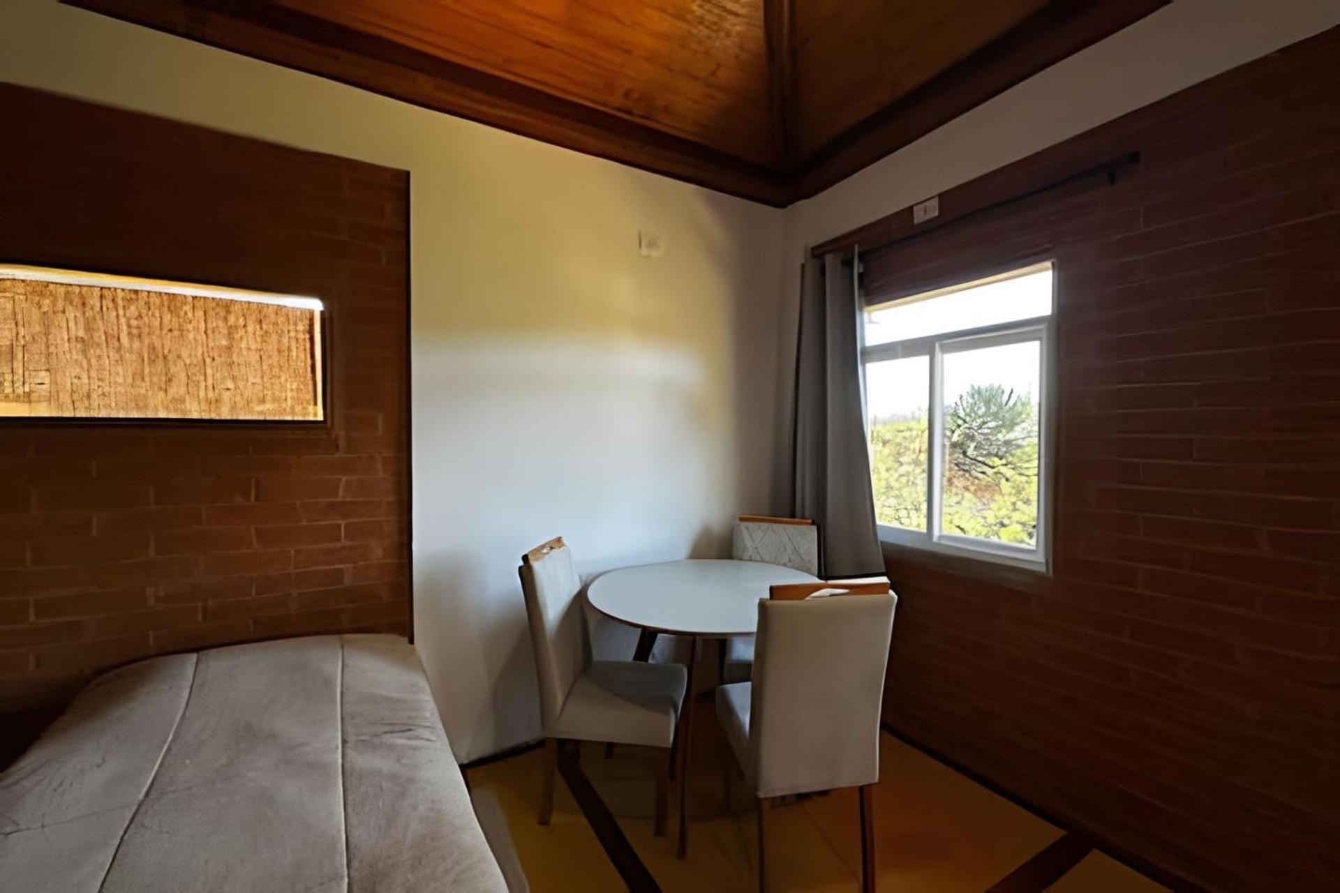 Suites Saint Louis - Conforto Do Lado Do Centro Turistico Campos do Jordão Esterno foto
