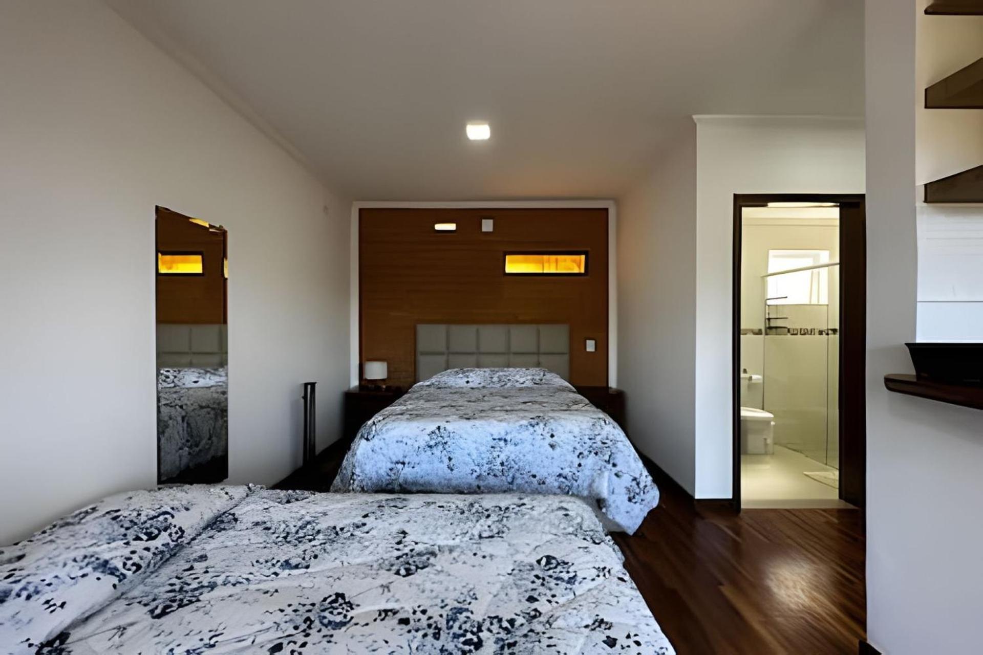 Suites Saint Louis - Conforto Do Lado Do Centro Turistico Campos do Jordão Esterno foto
