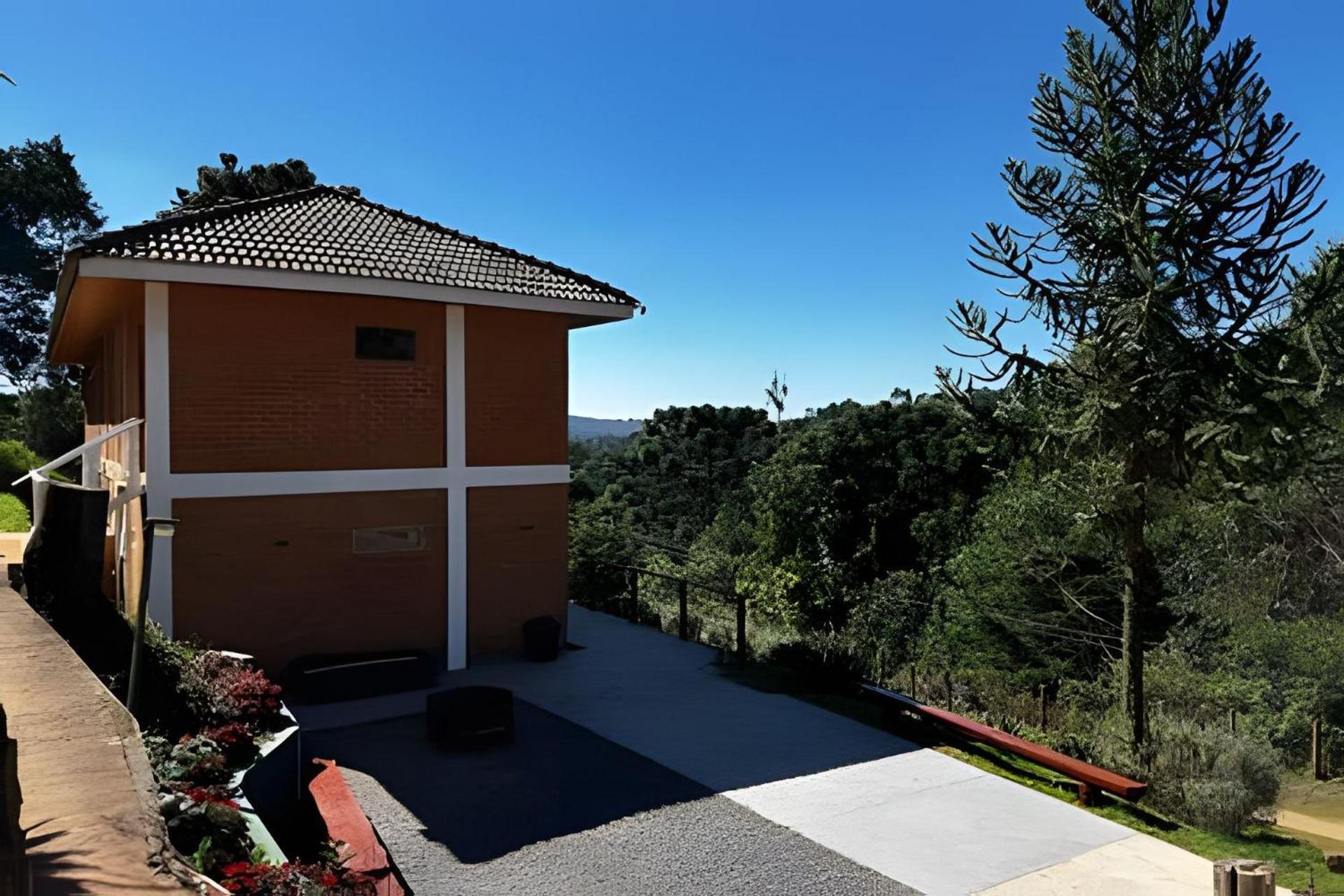 Suites Saint Louis - Conforto Do Lado Do Centro Turistico Campos do Jordão Esterno foto