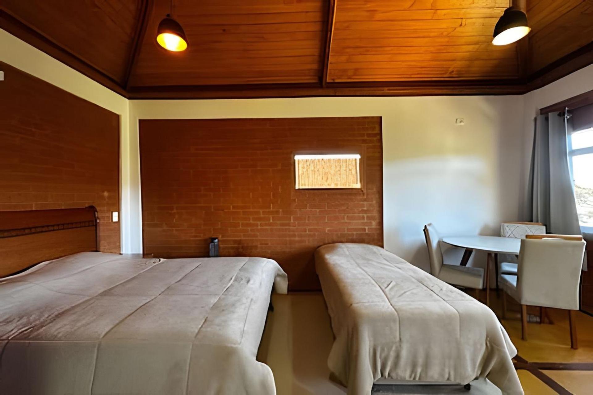 Suites Saint Louis - Conforto Do Lado Do Centro Turistico Campos do Jordão Esterno foto